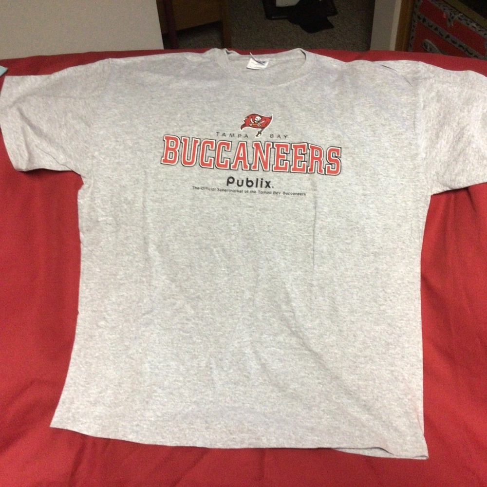 NFL. TAMPA NPBAY Buccaneers tshirt